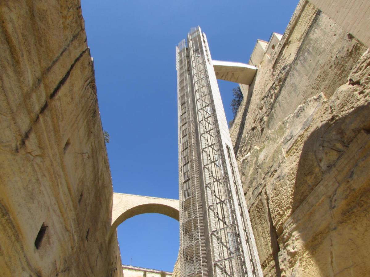 Vittoriosa' Seafront 2 Bed Highly Furnished Apartment Exterior photo